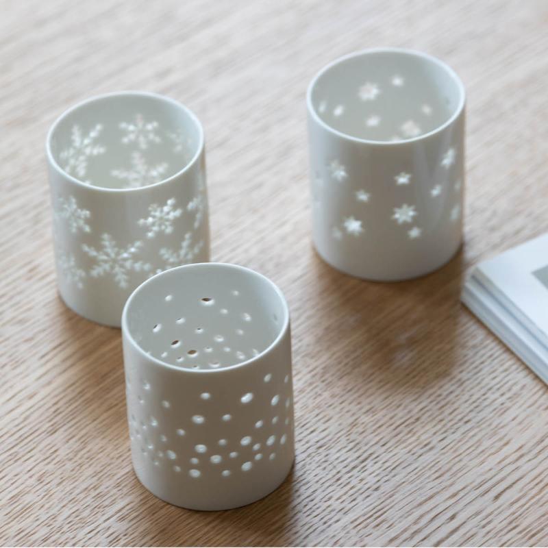T-lysholder dots 7,5x6,5 cm hvit