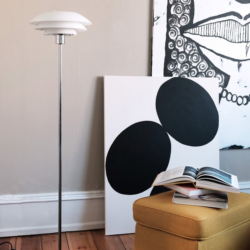 DL31 gulvlampe 133 cm opal/krom