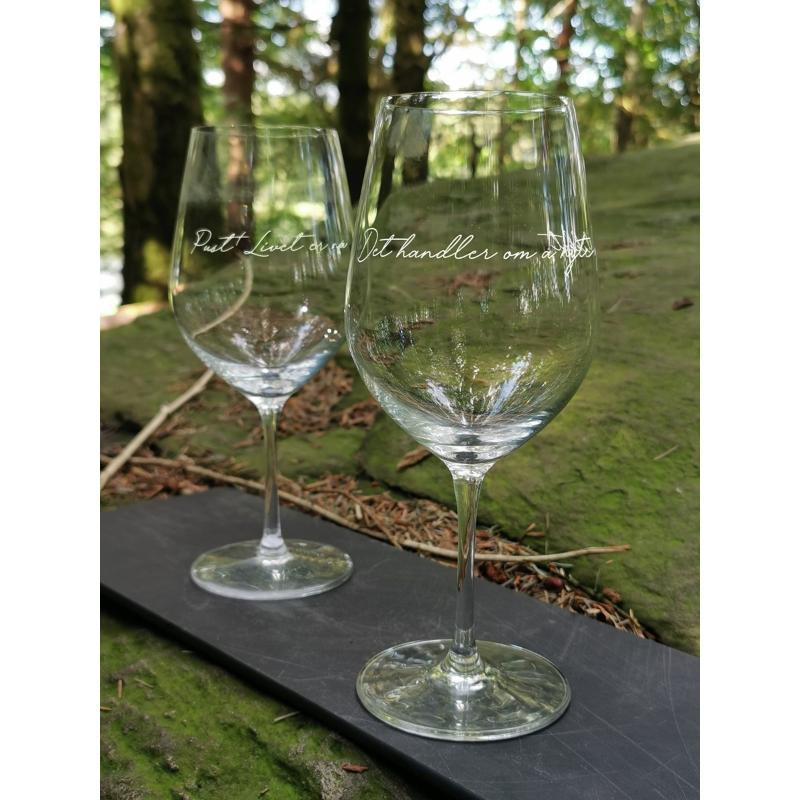 Rødvinsglass 62 cl pust livet er nå