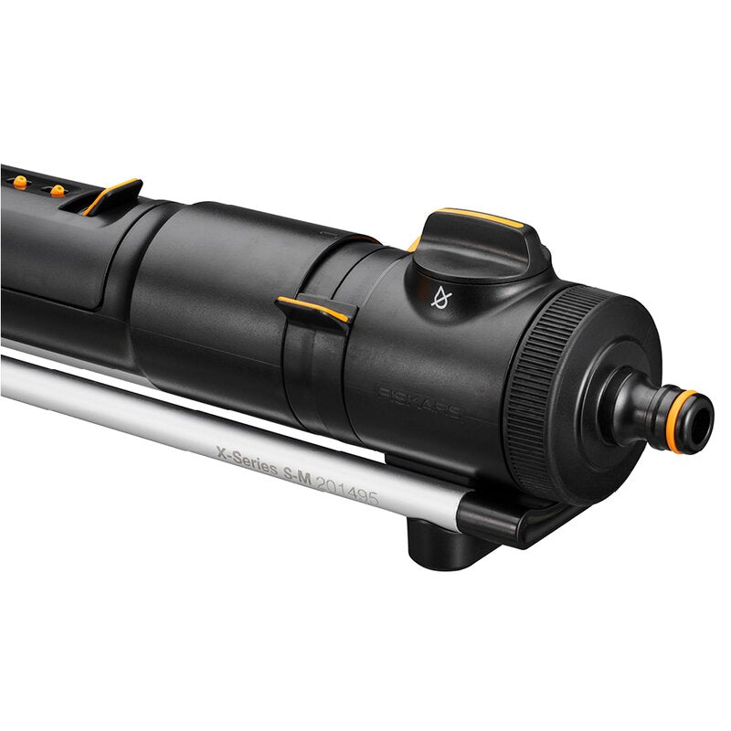 X-series™ vannspreder pendlende S-M 55,2 cm svart