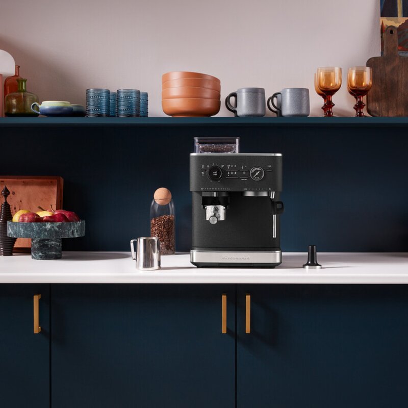 Espressomaskin m/kaffekvern halvautomatisk 5KES6551 cast iron black