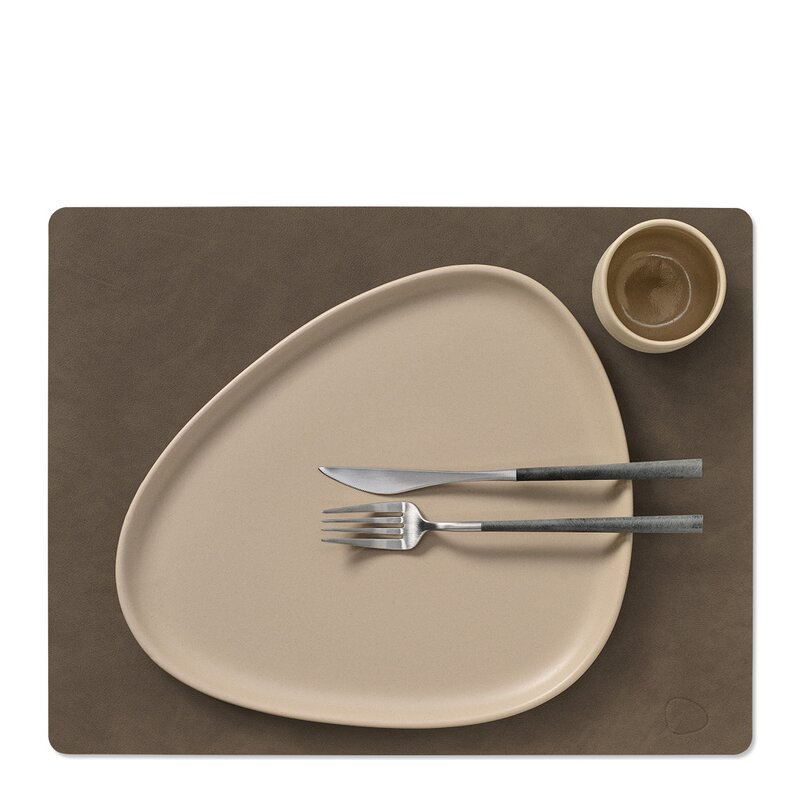 Square Nupo spisebrikke L 35x45 cm caviar