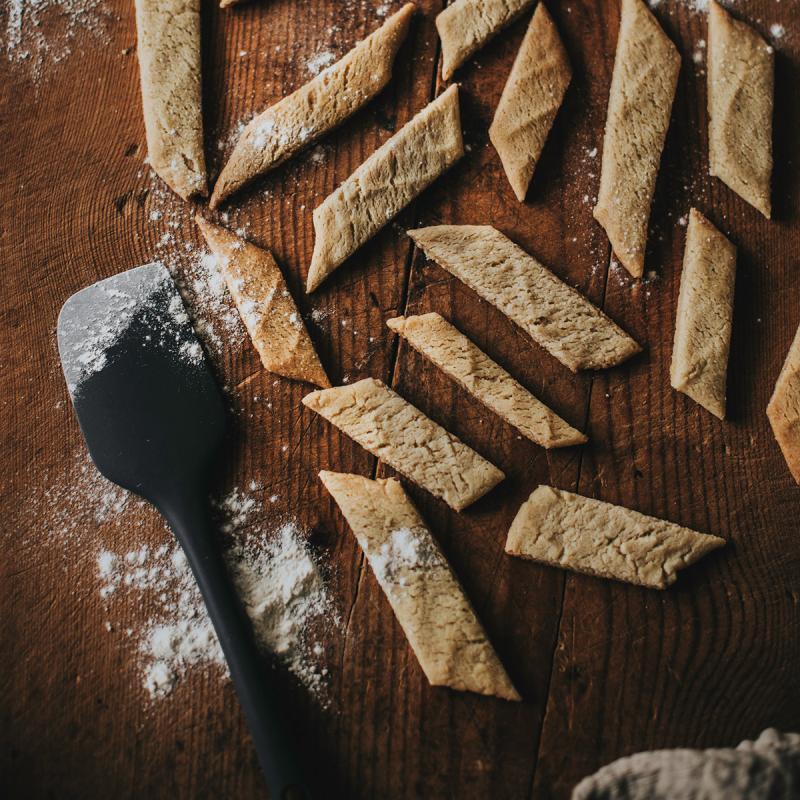 Cookie slikkepott 27 cm grå